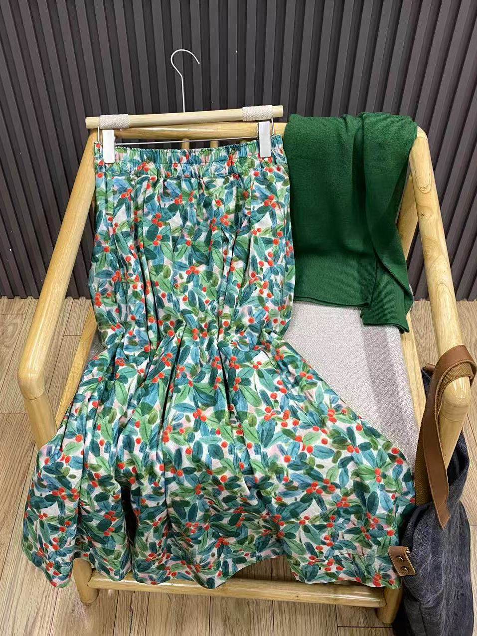 Retro Floral A-Line Midi Skirt - Midi Skirt Floral reseña y precio