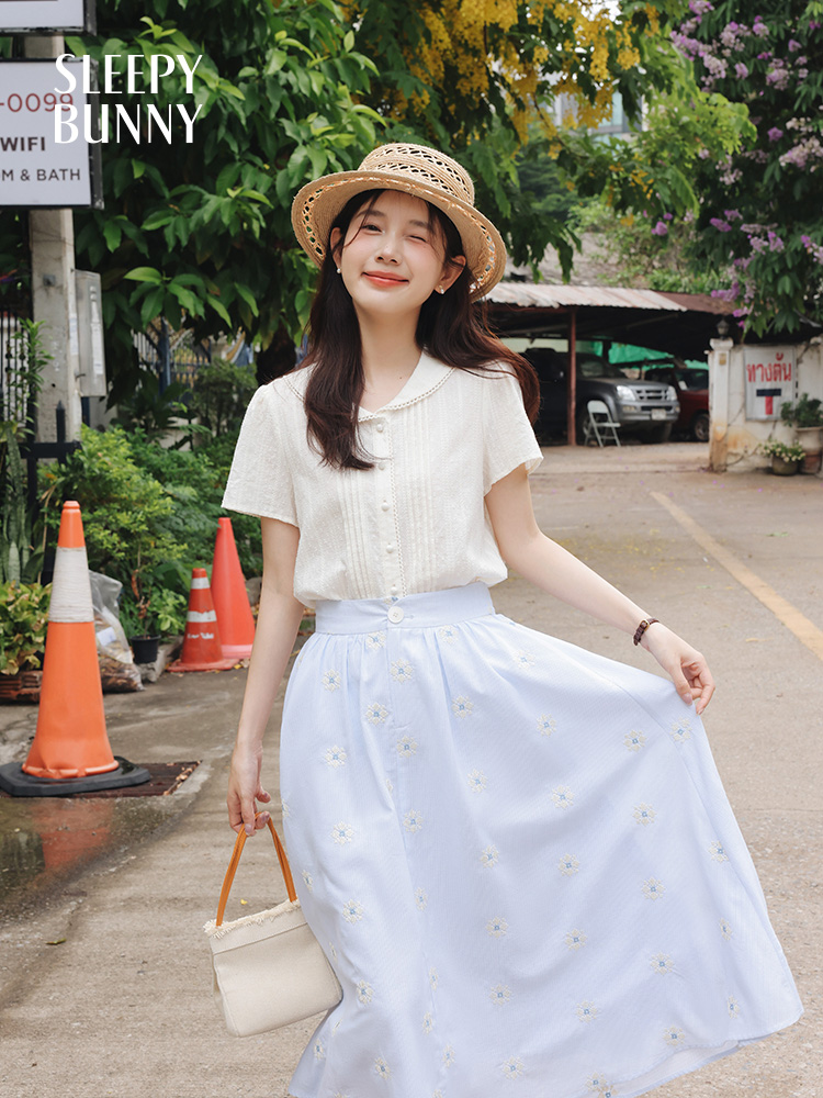 Vintage White Shirt Floral Emb - Midi Skirt Floral reseña y precio